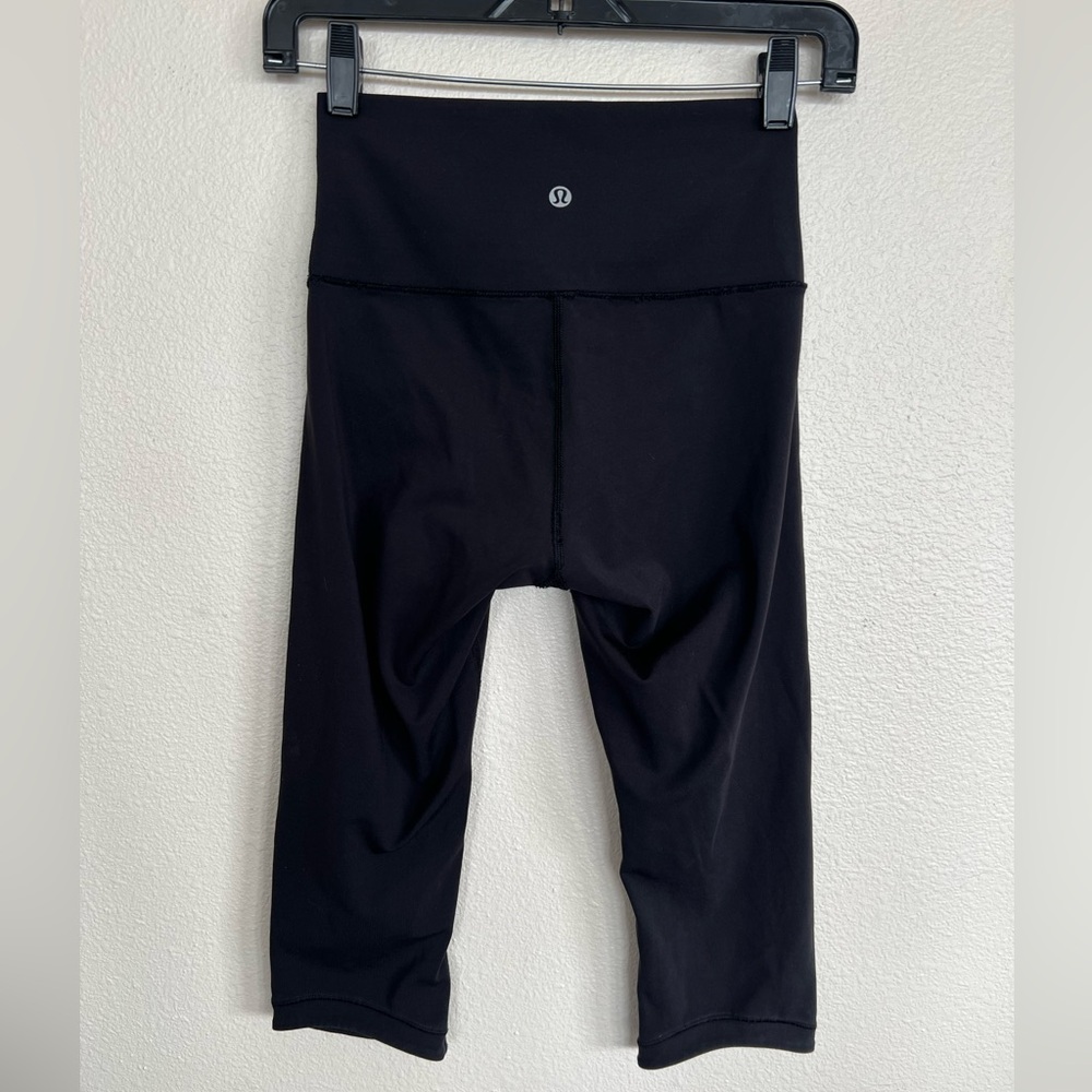 Well worn lululemon athletica Black Leggings cropped